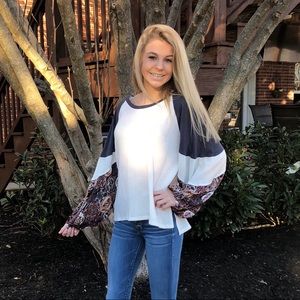 Umgee Waffle knit top with floral puff sleeves